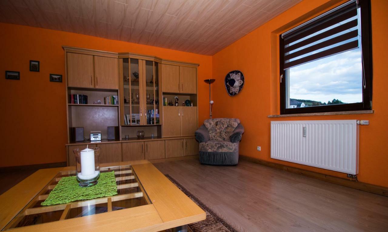 Appartement Am Balkon Des Erzgebirges à Bernsbach Extérieur photo